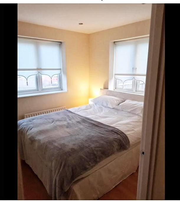 Pinfold Court Apartments 诺斯利 外观 照片